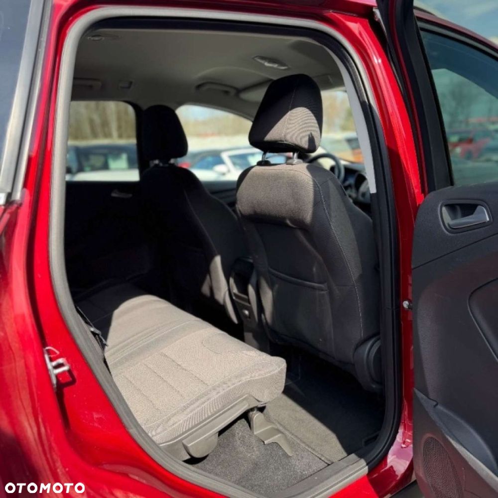 Ford Kuga 1.5 EcoBoost 2x4 Titanium - 32