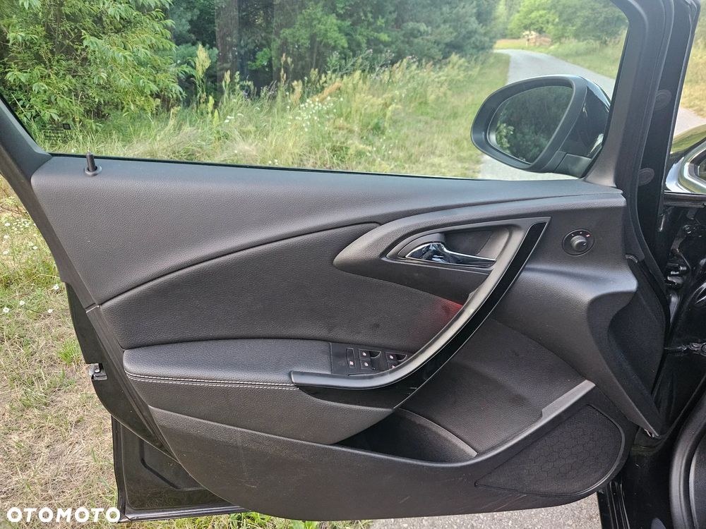 Opel Astra 2.0 CDTI Exklusiv - 29