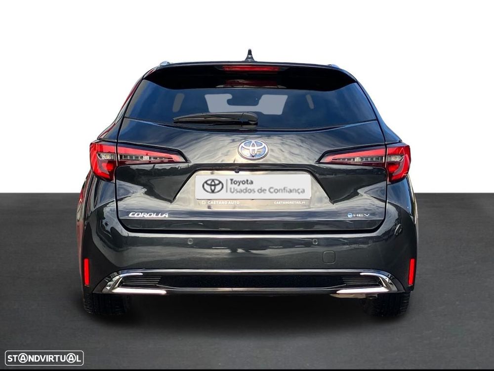 Toyota Corolla Touring Sports 1.8 Hybrid Comfort Plus - 4