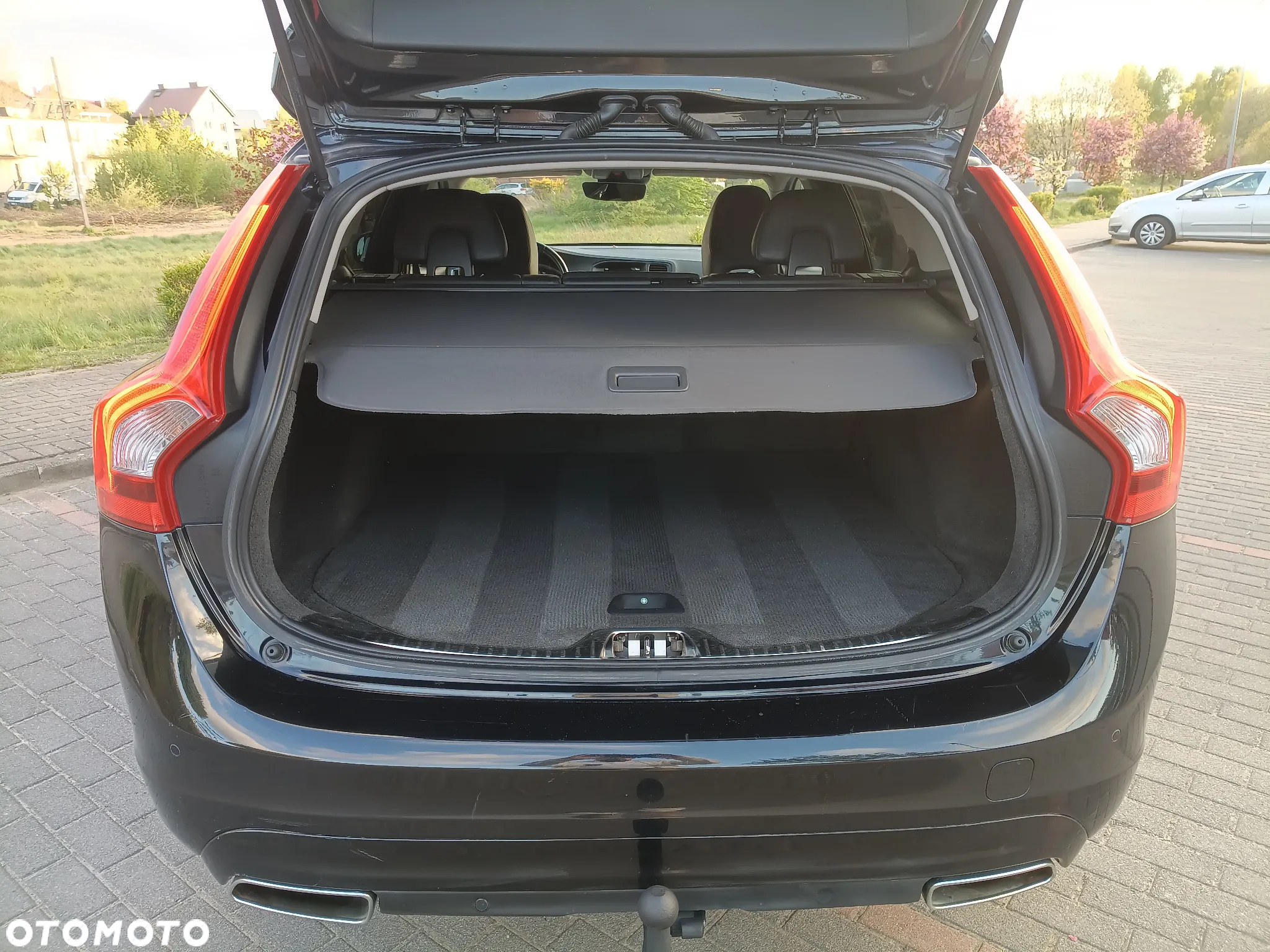 Volvo V60 D4 Drive-E Summum - 30