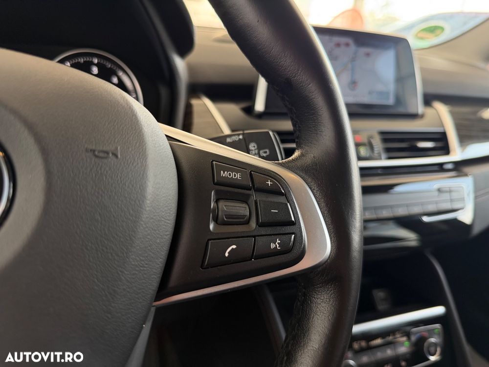 BMW Seria 2 218d Aut. Luxury Line - 22