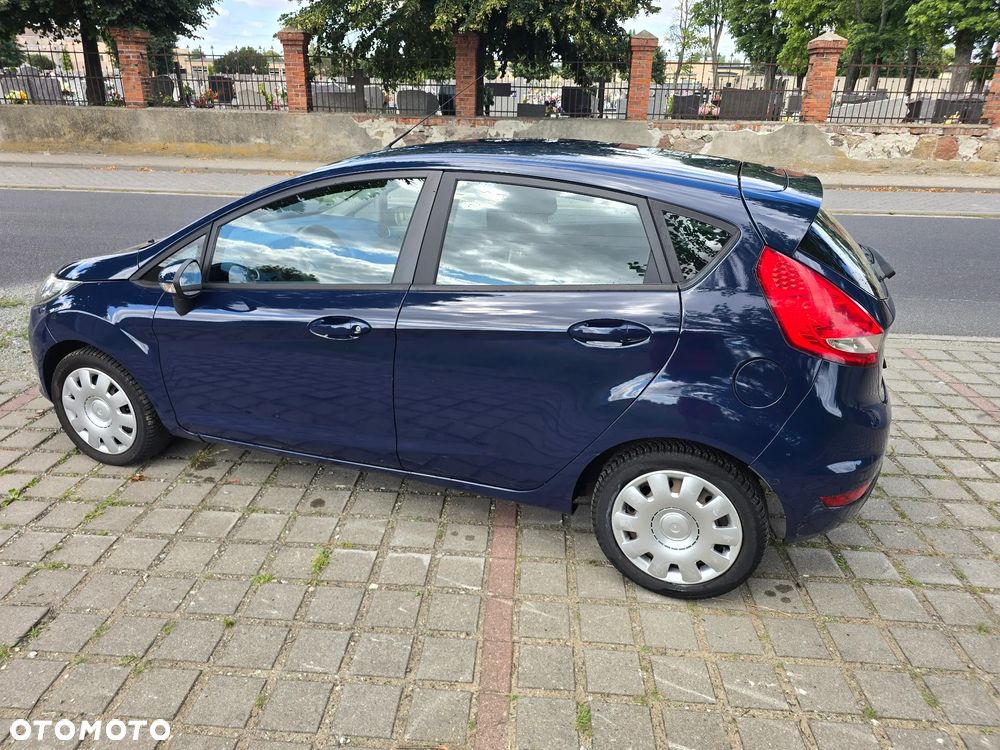 Ford Fiesta 1.25 Champions Edition - 8