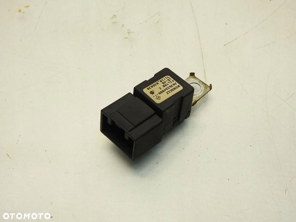 WZMACNIACZ ANTENY RENAULT MEGANE IV 283632499R - 6