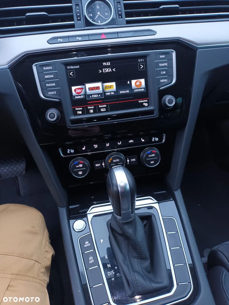 Volkswagen Passat 2.0 TDI BMT Comfortline DSG - 17