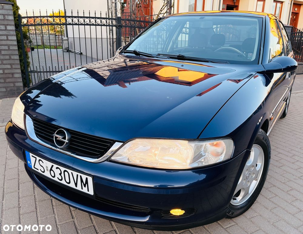 Opel Vectra 1.8 CD - 2