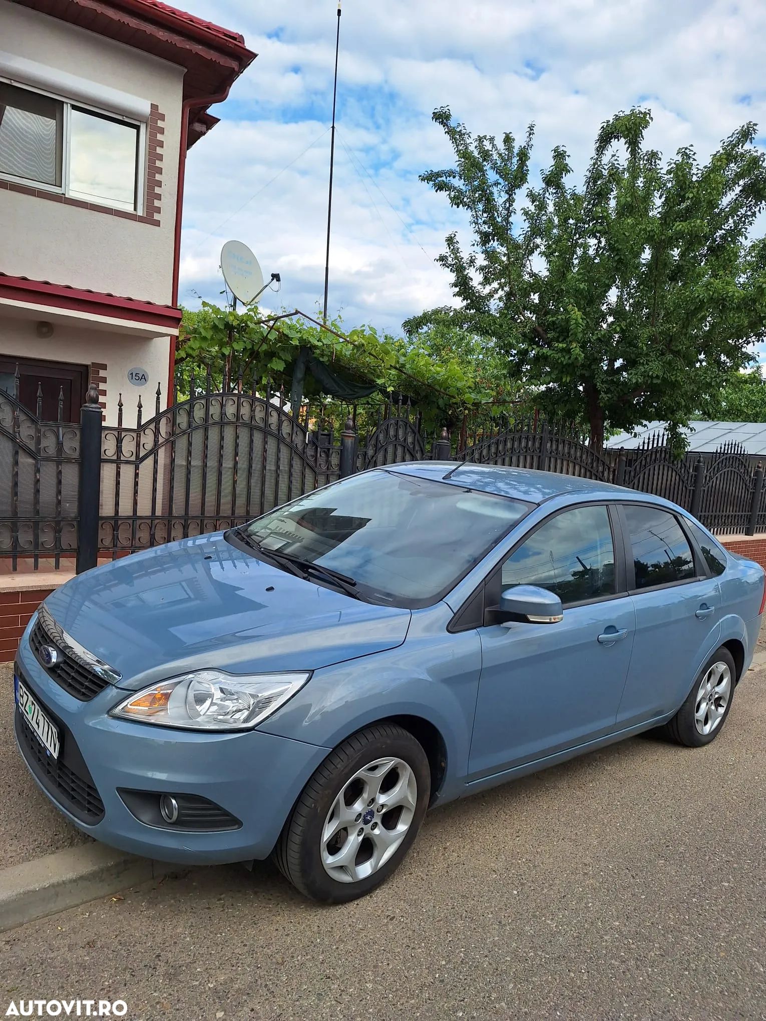 Ford Focus 1.6 Ti-VCT Trend - 1