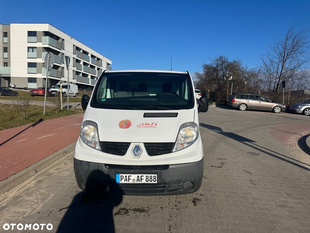 Renault Trafic - 2