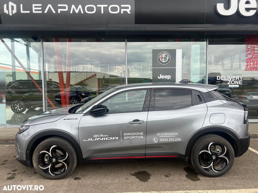 Alfa Romeo Junior 1.2 FWD eDCT6 MHEV Ibrida Speciale - 2