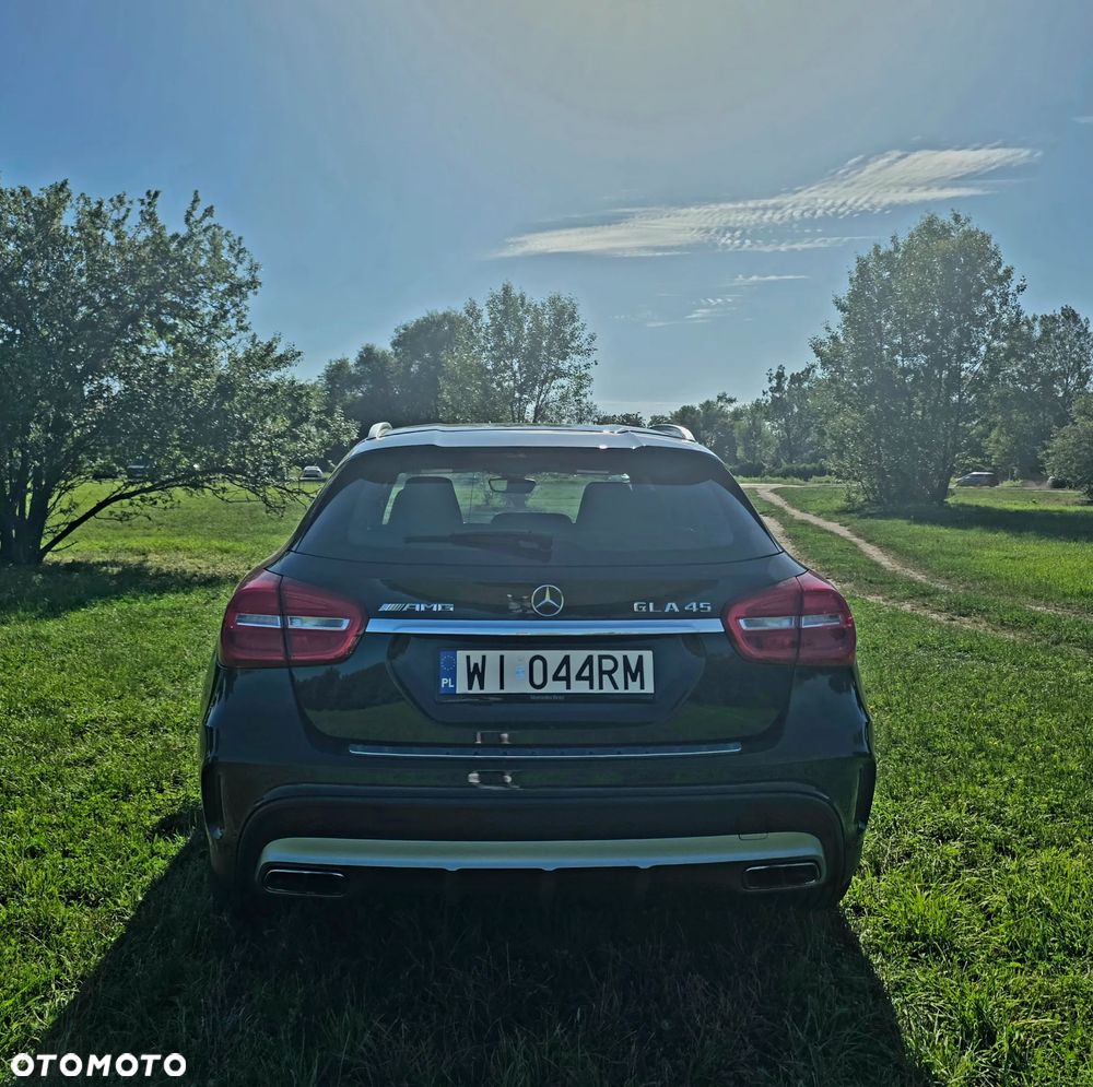 Mercedes-Benz GLA AMG 45 4-Matic - 5