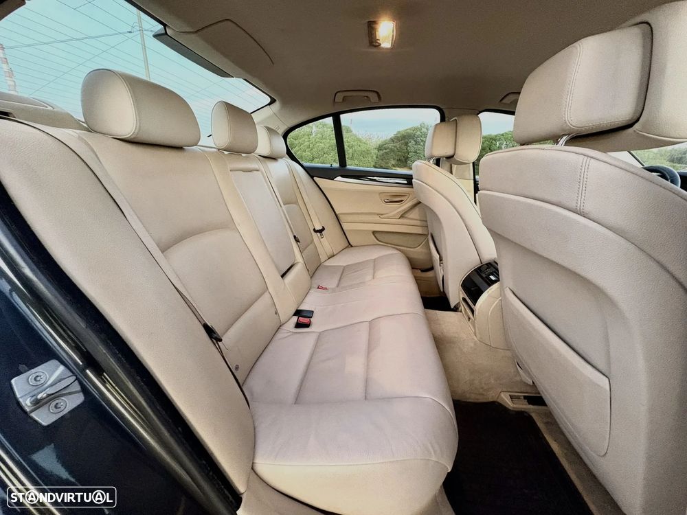 BMW 530 d Auto - 16