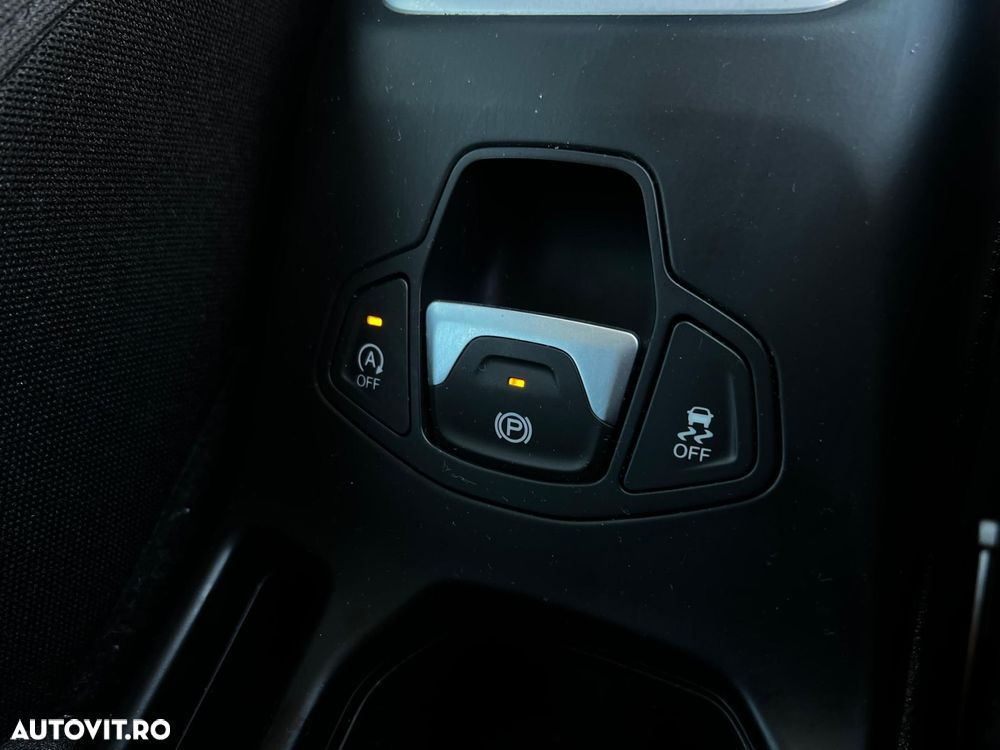 Jeep Renegade - 12