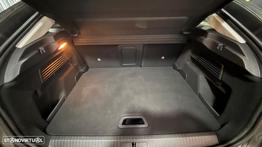 Citroën C4 PureTech 130 Stop&Start SHINE - 28