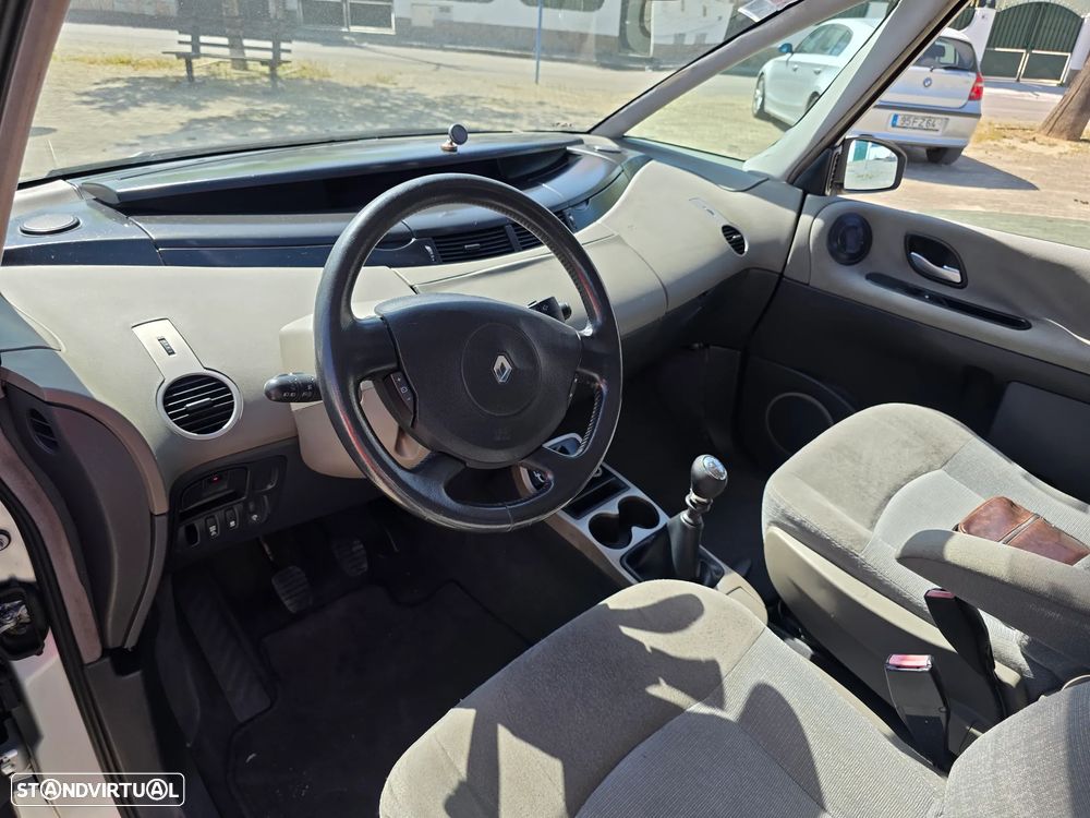 Renault Espace 2.2 dCi Dynamique 5L - 6