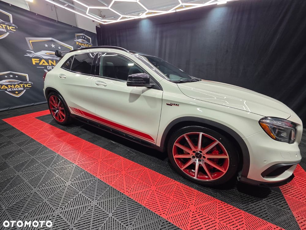 Mercedes-Benz GLA AMG 45 4Matic AMG Speedshift 7G-DCT - 12