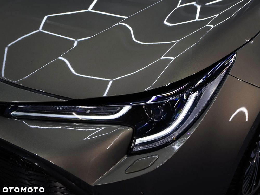 Toyota Corolla 2.0 Comfort - 28