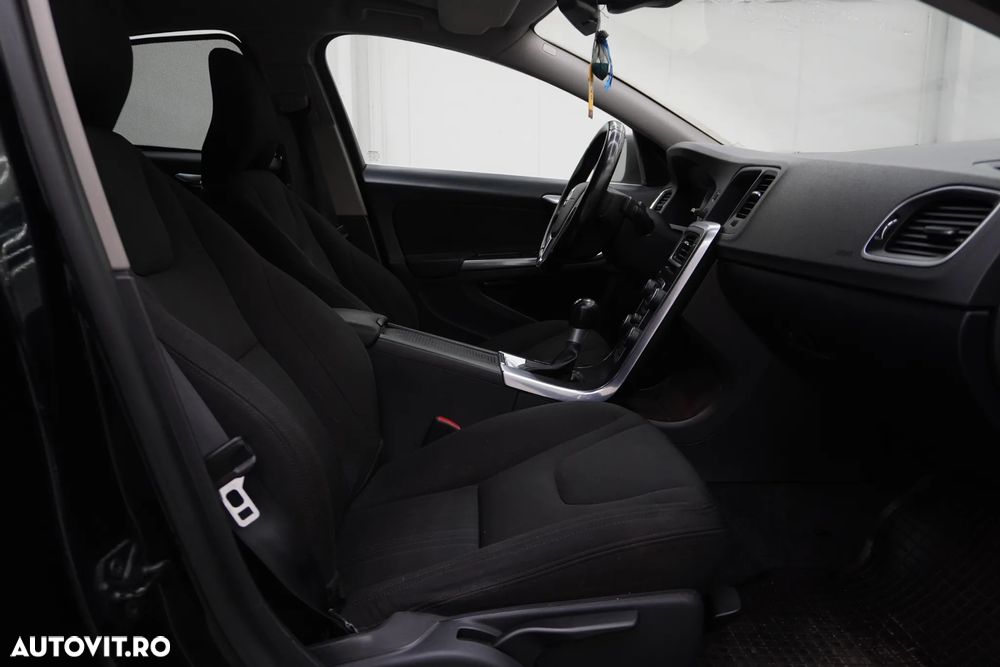 Volvo S60 D2 Start-Stop Basic - 9