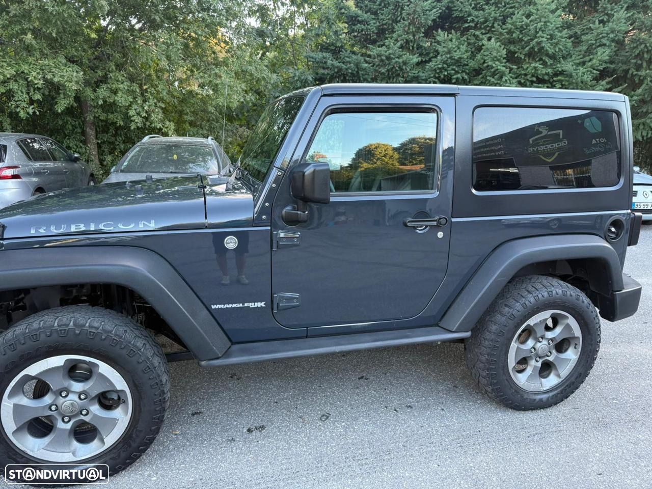 Jeep Wrangler - 1