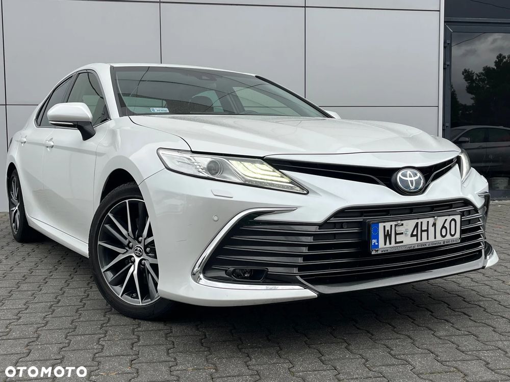 Toyota Camry 2.5 Hybrid Executive CVT - 6
