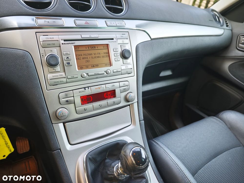 Ford S-Max 2.5 Titanium - 14