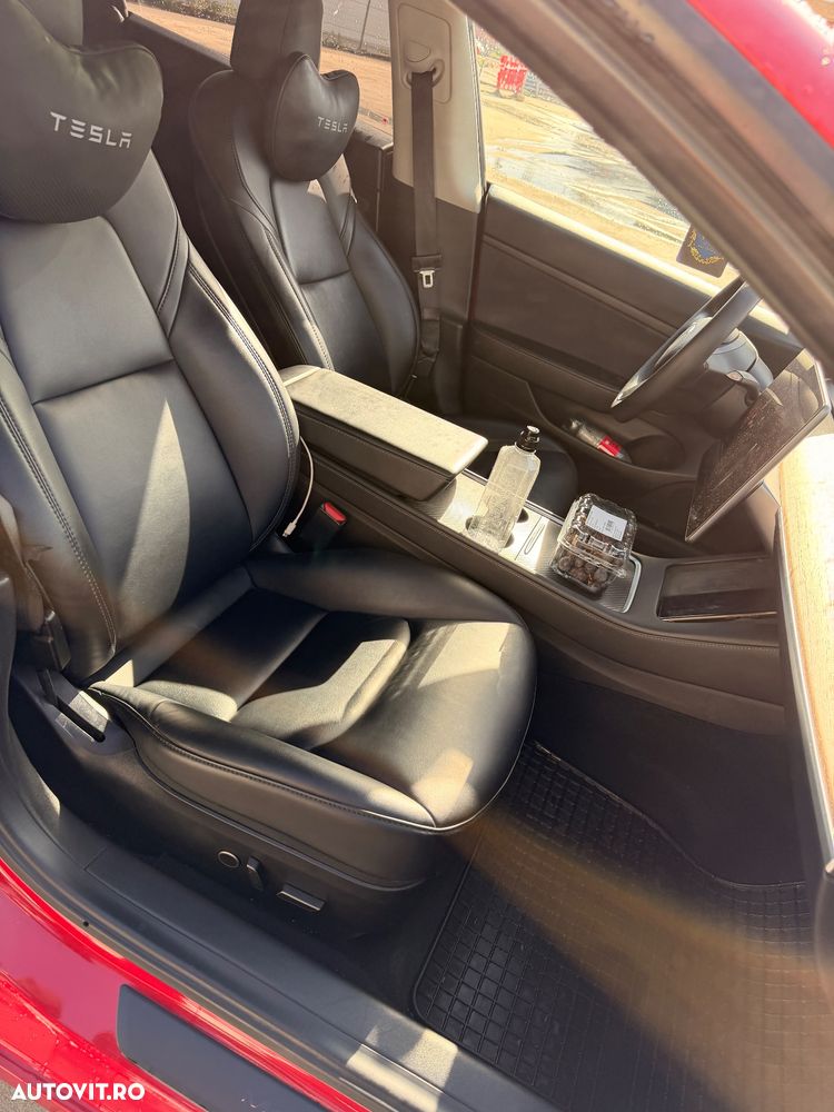 Tesla Model 3 - 13