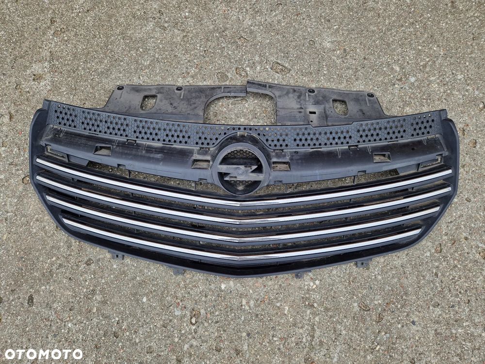 Opel Vivaro II B 14- grill atrapa chrom - 1