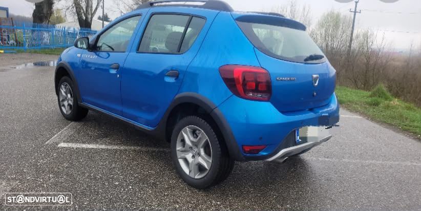 Dacia Sandero 0.9 TCe Stepway - 1