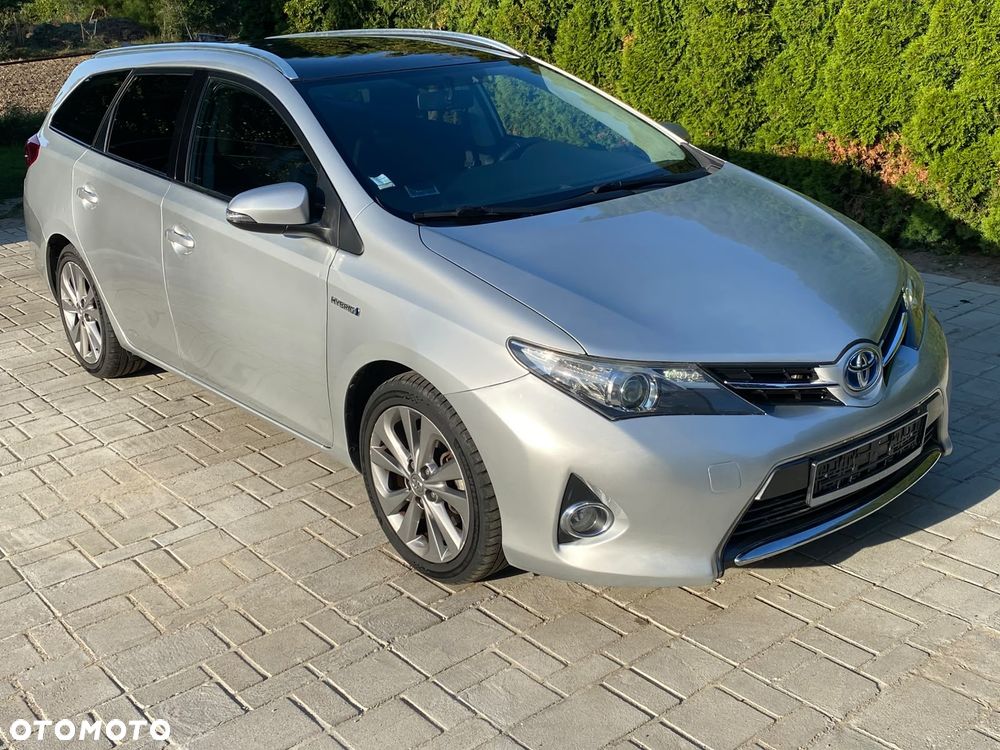Toyota Auris - 1