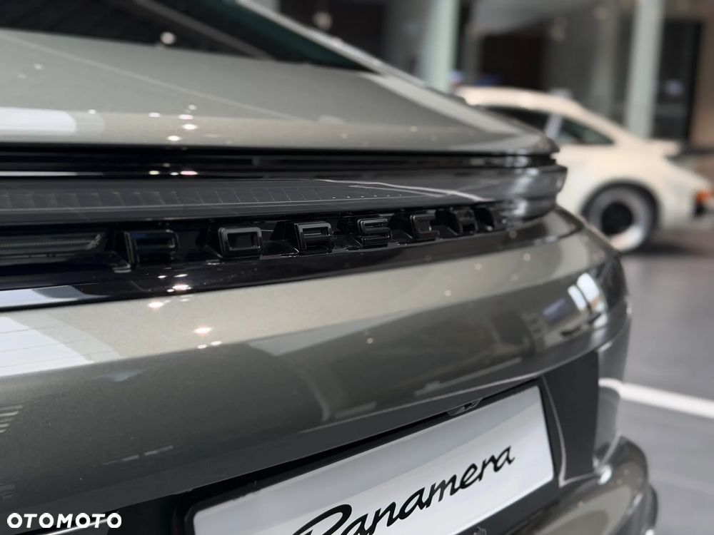 Porsche Panamera - 11