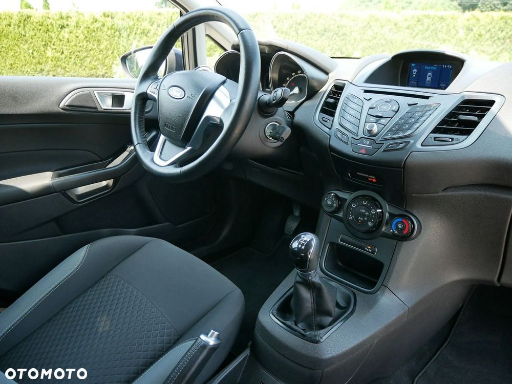 Ford Fiesta 1.0 Celebration - 8