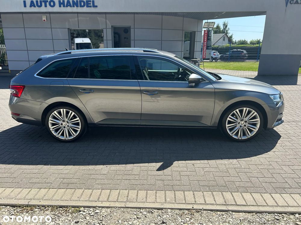 Skoda Superb 2.0 TSI DSG Style - 23