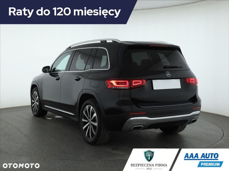 Mercedes-Benz GLB - 6