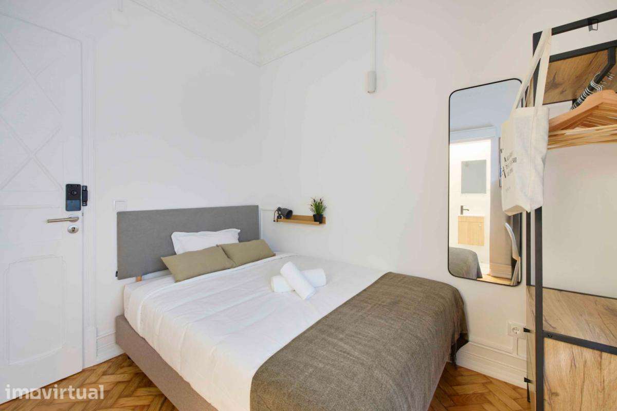 Quarto - localizado em Rato Lisbon - Grande imagem: 3/24