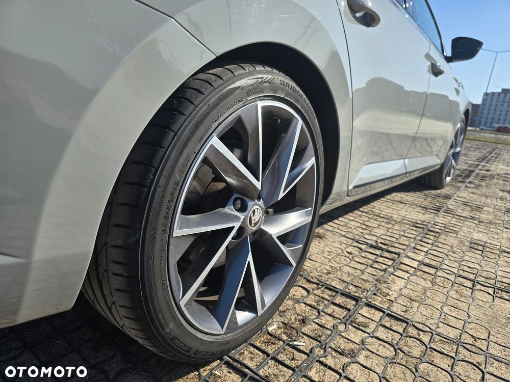 Skoda Superb 1.5 TSI Sportline DSG - 10