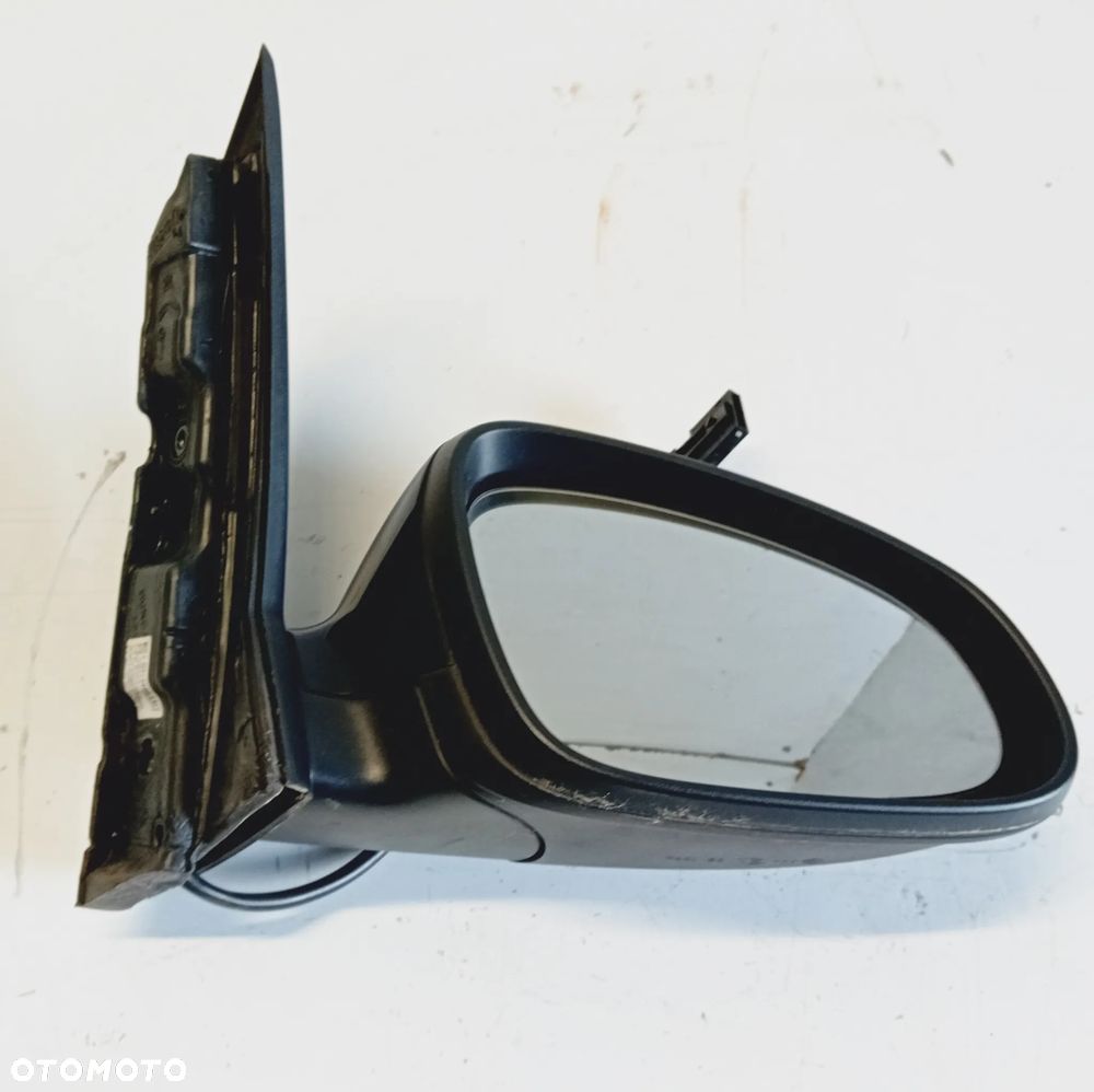 LUSTERKOPRAWE OPEL ASTRA J Z20R EUR - 4