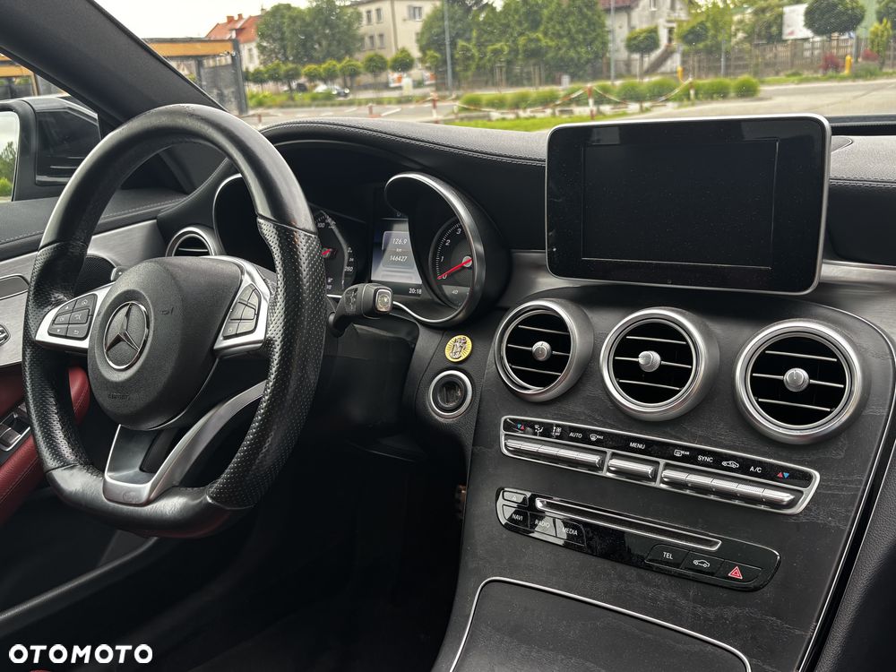 Mercedes-Benz Klasa C 300 7G-TRONIC Edition 1 - 25