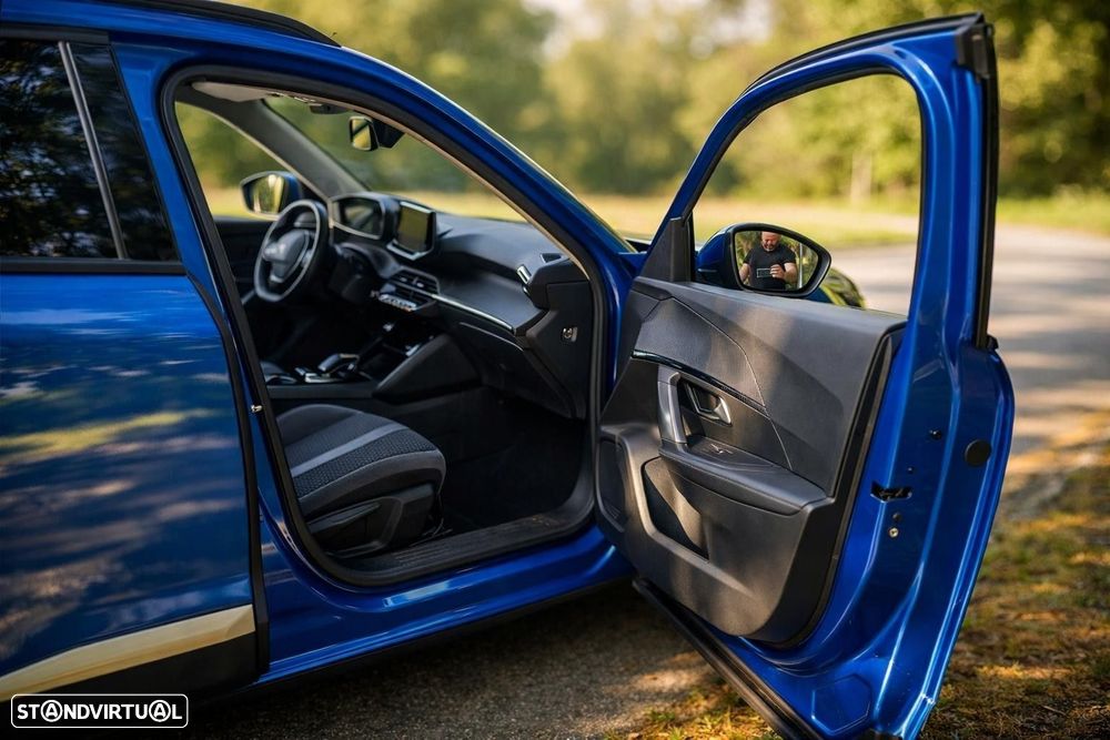 Peugeot e-2008 50 kWh Allure - 28