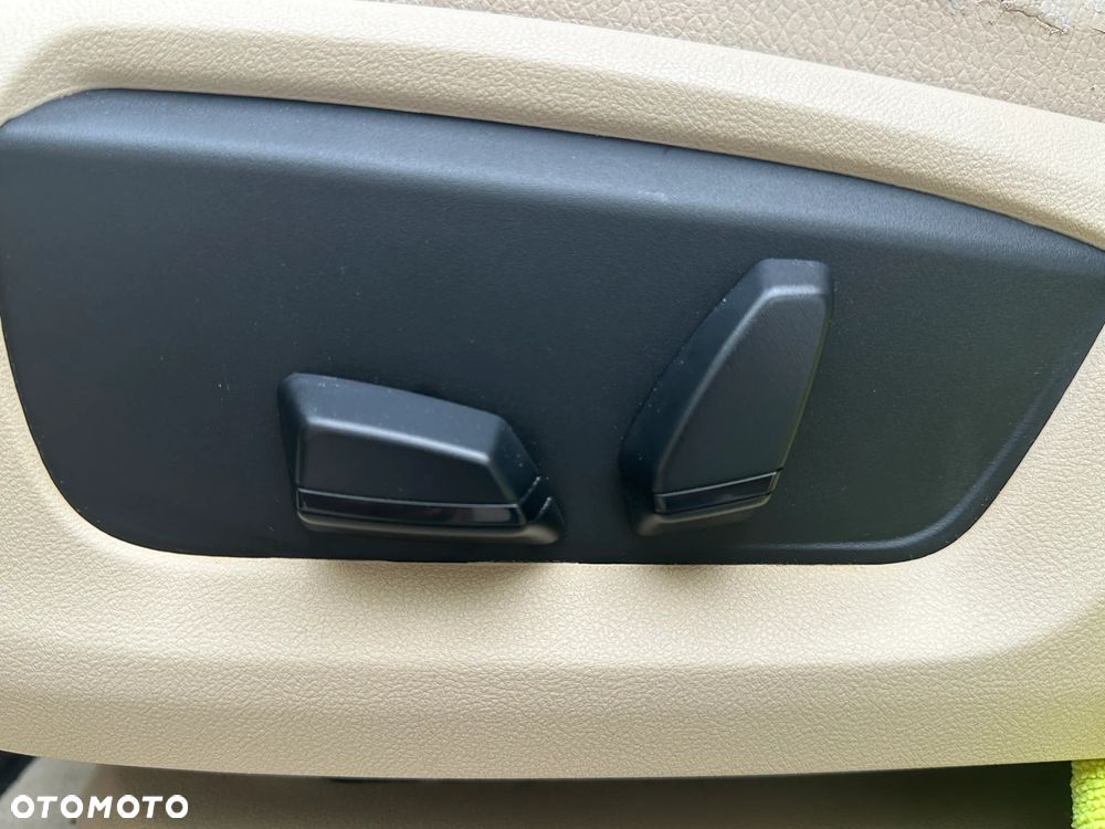BMW X5 xDrive25d - 16