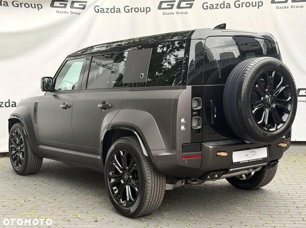 Land Rover Defender 110 P635 OCTA - 3