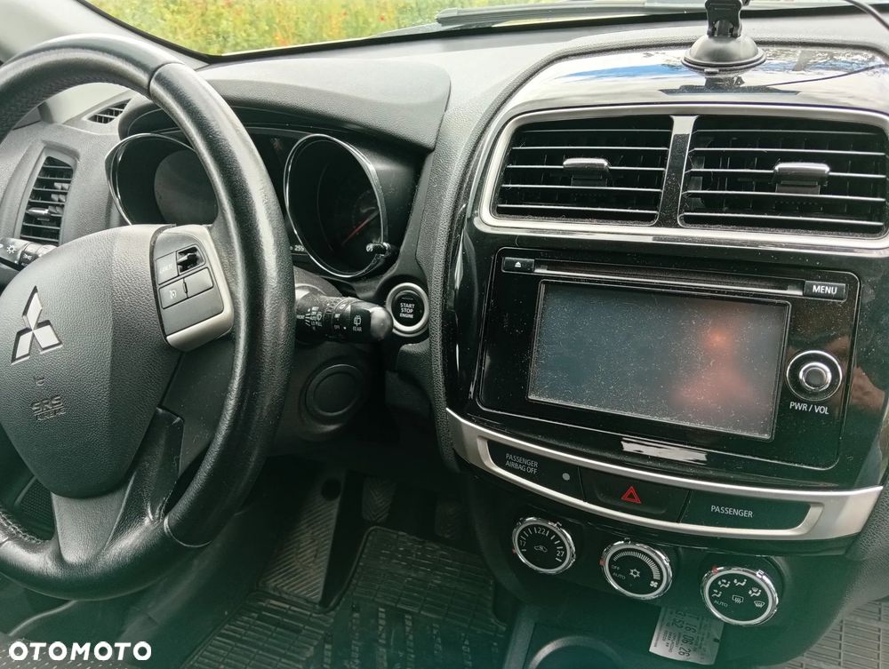 Mitsubishi ASX - 16