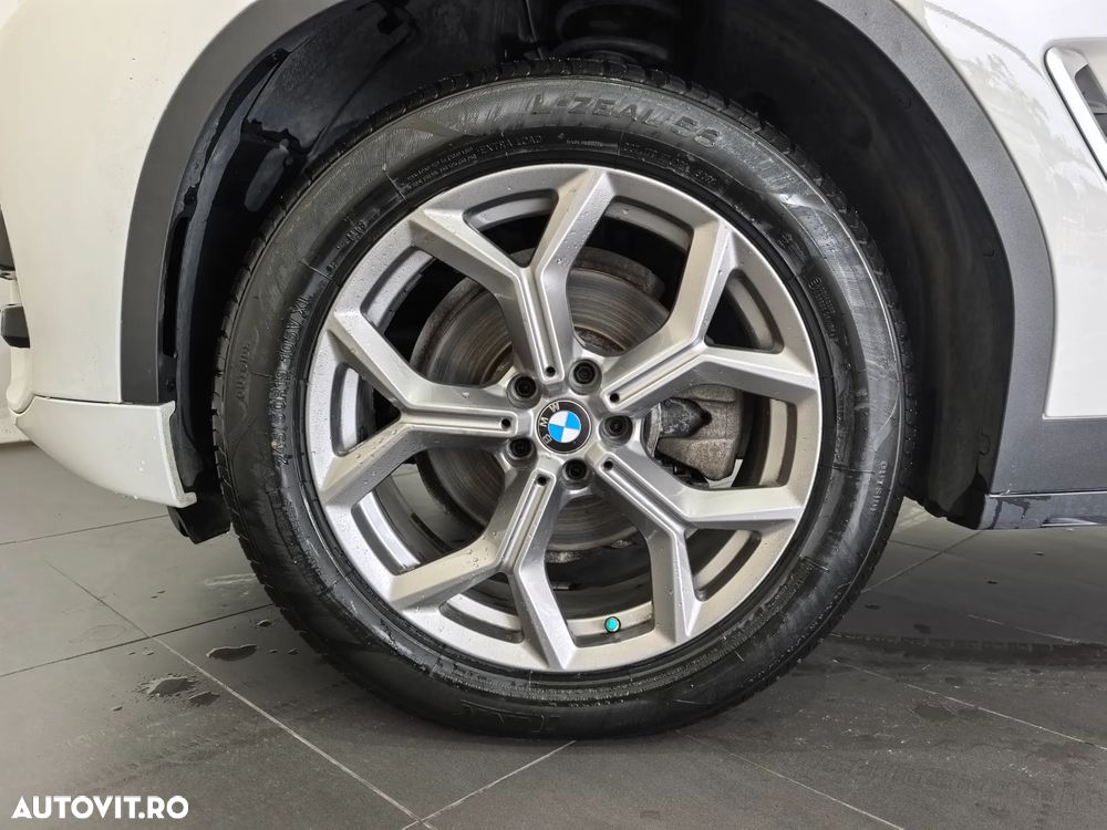 BMW X3 xDrive30i AT - 5