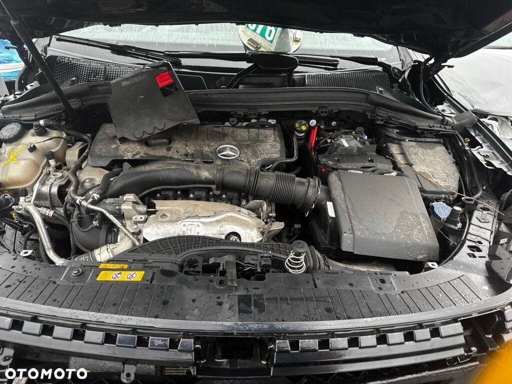 Mercedes-Benz GLA 250 4Matic 7G-DCT Urban - 23