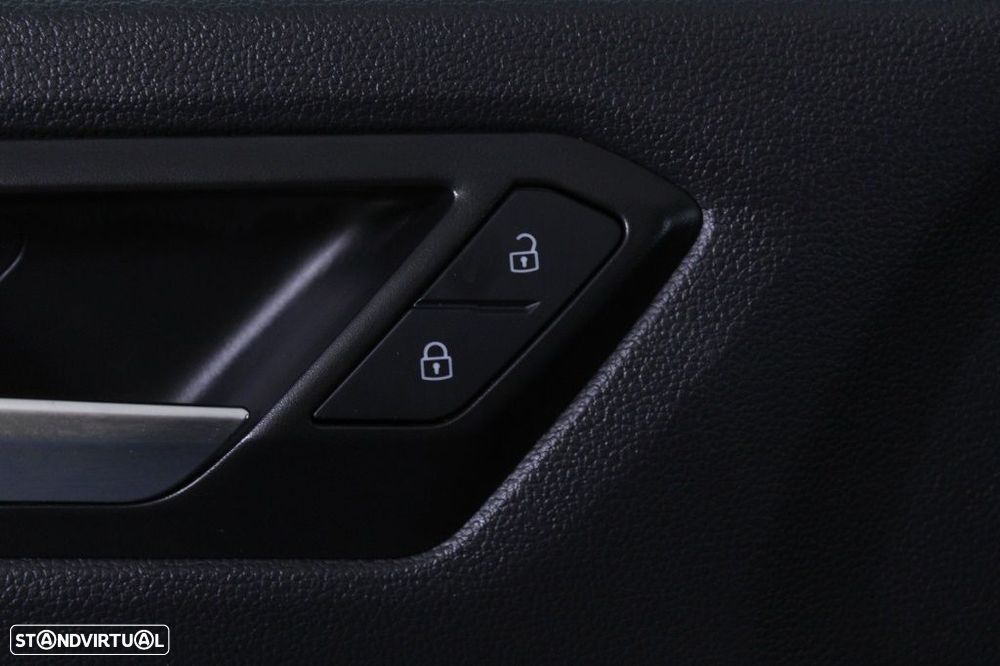 VW T-Roc 1.0 TSI Life - 22