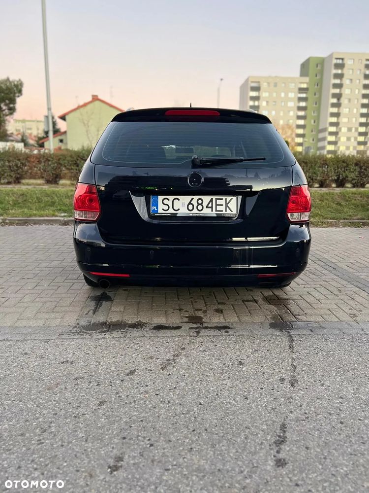 Volkswagen Golf Variant 1.6 TDI DPF DSG Style - 16