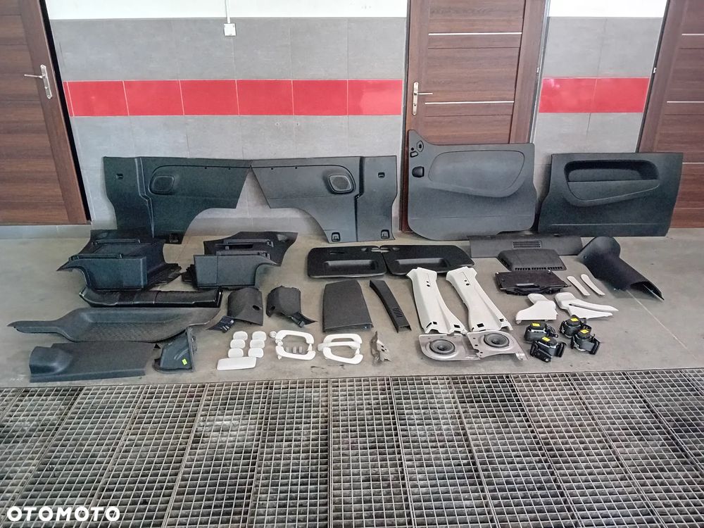 komplet foteli środek Renault Trafic III long Vivaro B 2018 sufit pasy głośniki - 3