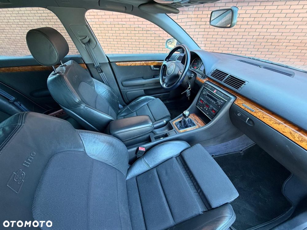 Audi A4 Limousine - 7