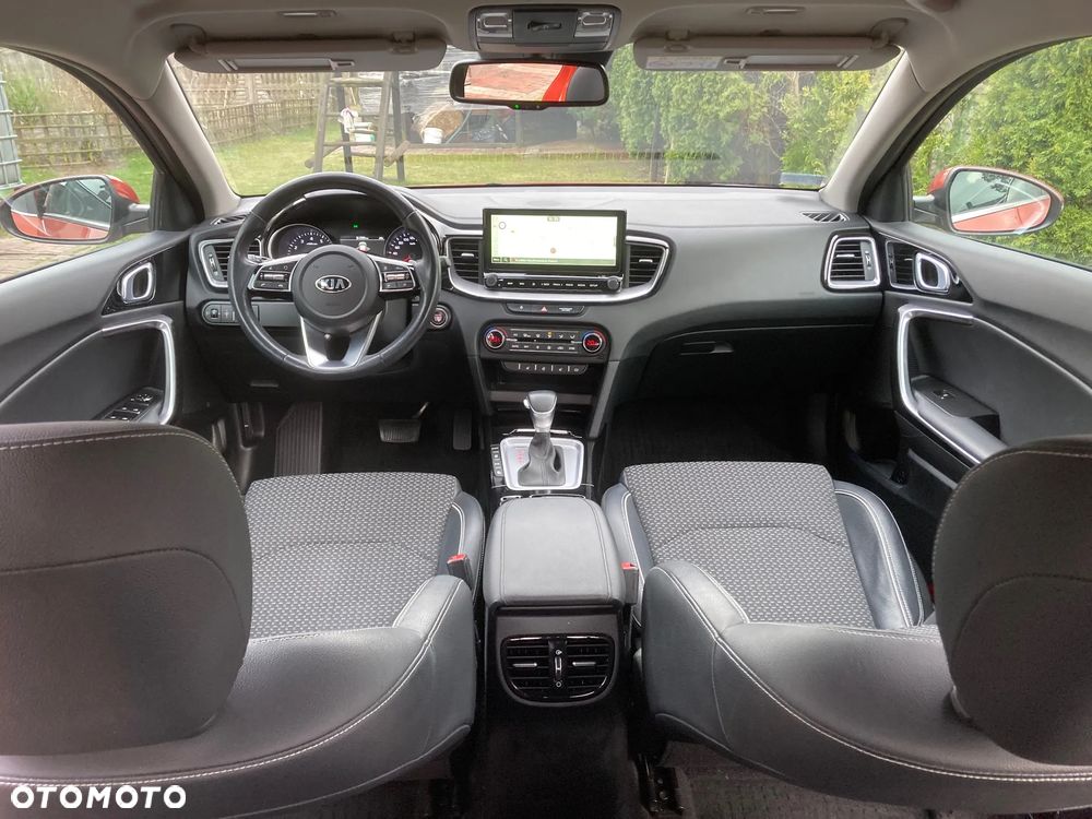 Kia XCeed 1.5 T-GDI Business Line DCT - 30