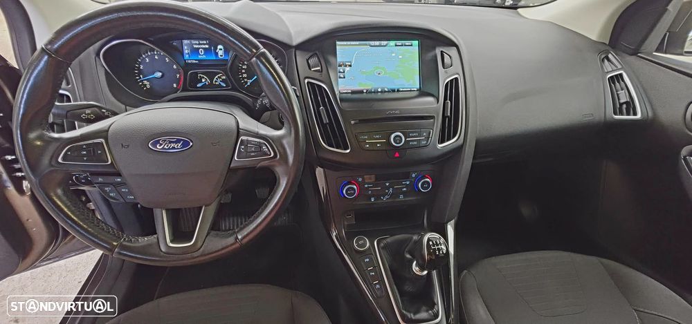 Ford Focus - 9