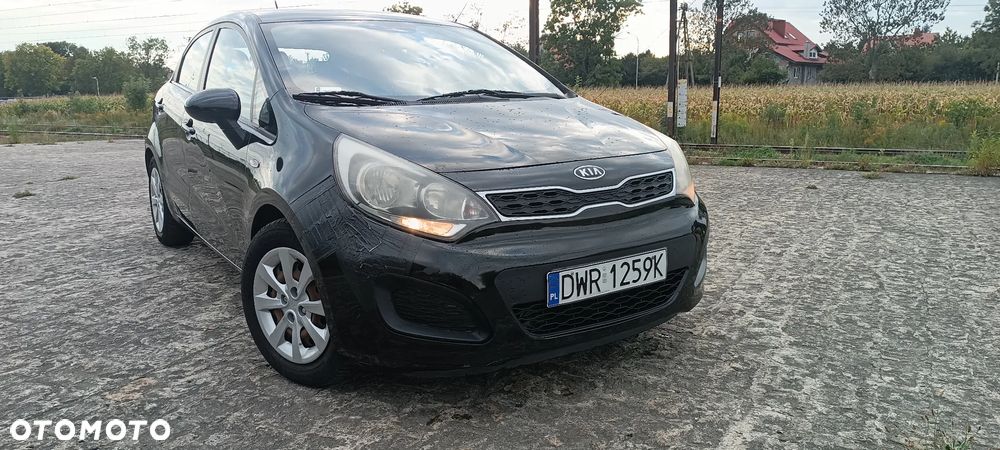 Kia Rio 1.2 Attract - 1