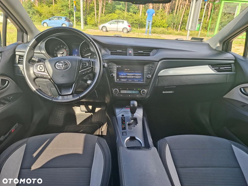 Toyota Avensis 1.8 Prestige MS - 7