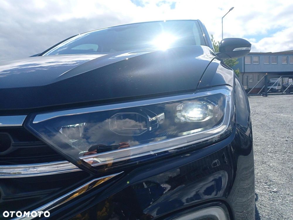 Volkswagen T-Roc 1.5 TSI Style DSG - 21